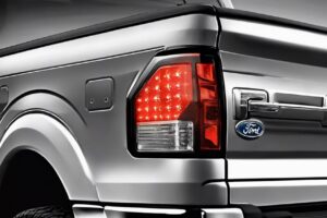 replacing ford f 150 tail lights